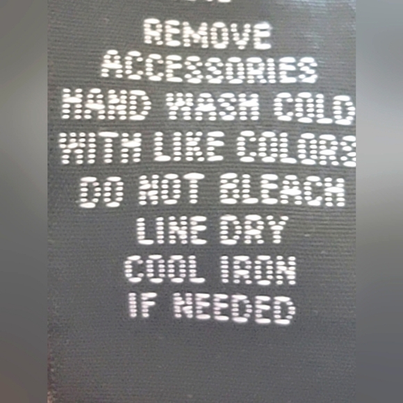 IZ Byer Dress - Picture 9 of 9